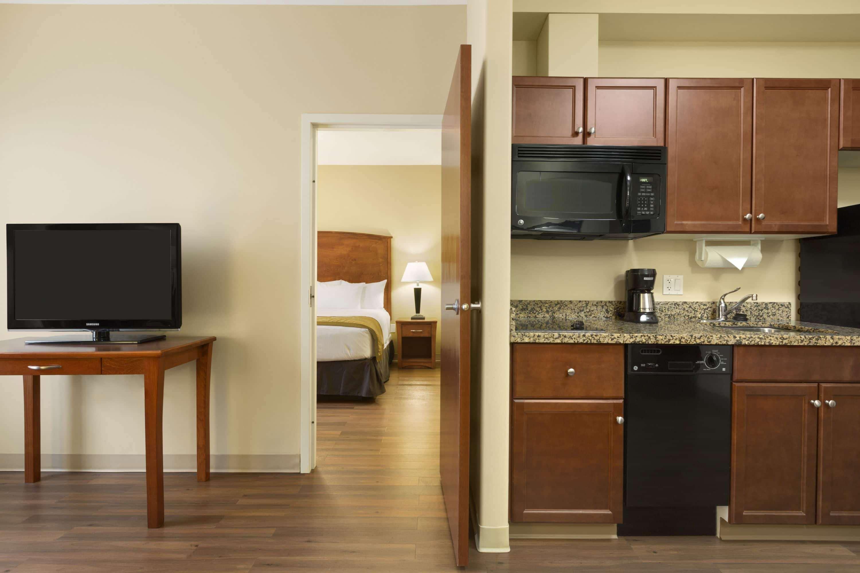 Days Inn & Suites By Wyndham Sherwood Park Edmonton Εξωτερικό φωτογραφία
