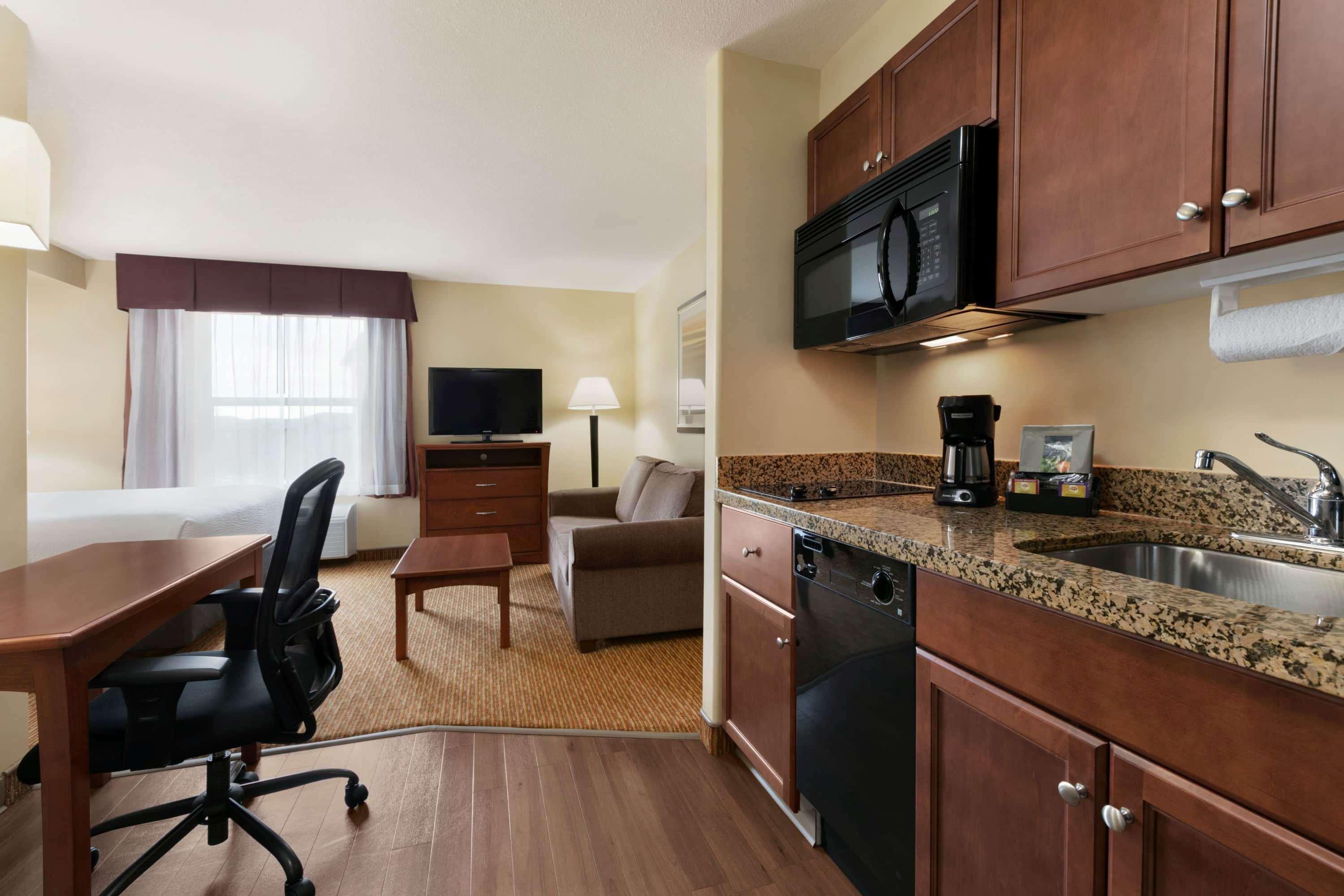 Days Inn & Suites By Wyndham Sherwood Park Edmonton Εξωτερικό φωτογραφία