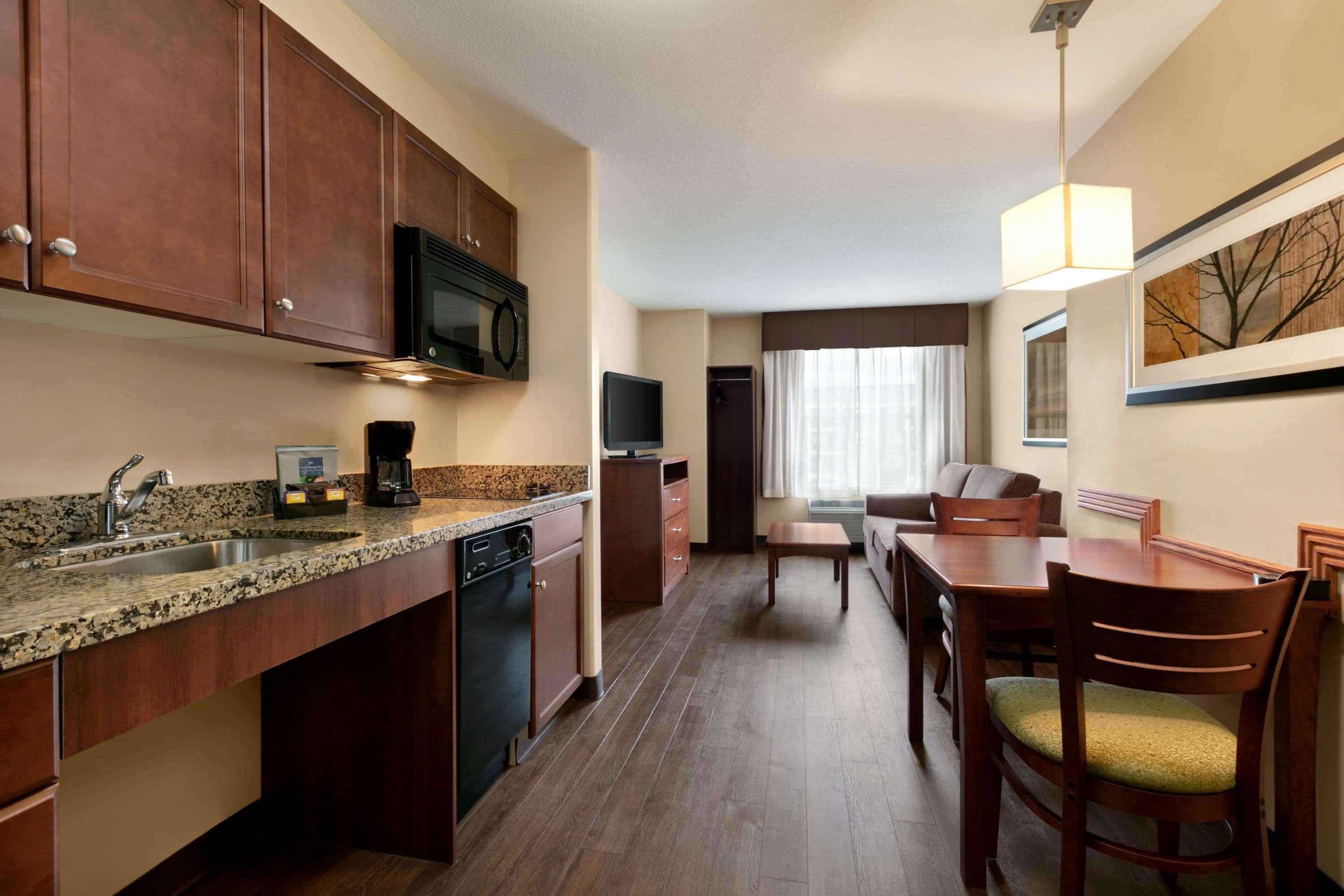 Days Inn & Suites By Wyndham Sherwood Park Edmonton Εξωτερικό φωτογραφία
