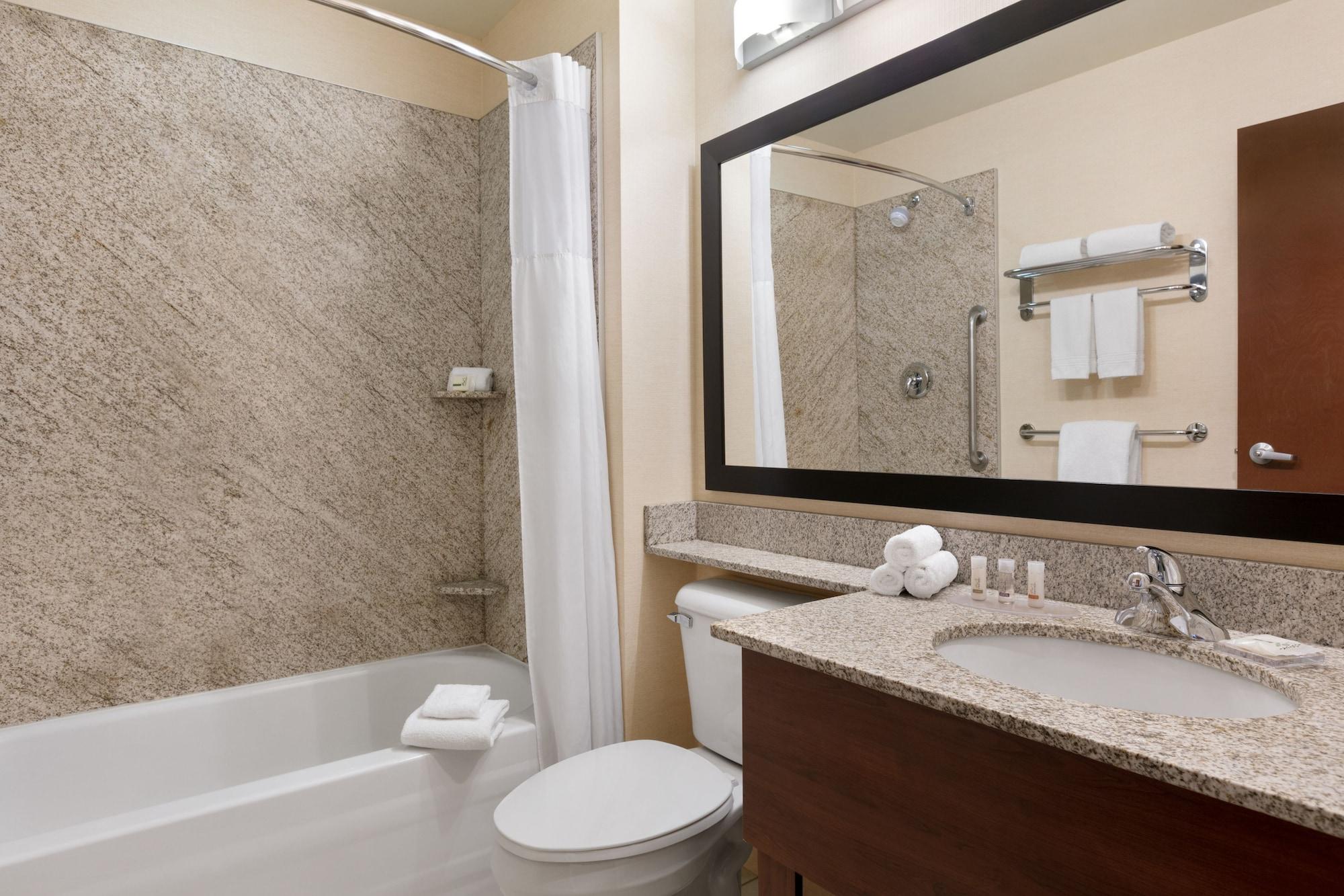Days Inn & Suites By Wyndham Sherwood Park Edmonton Εξωτερικό φωτογραφία
