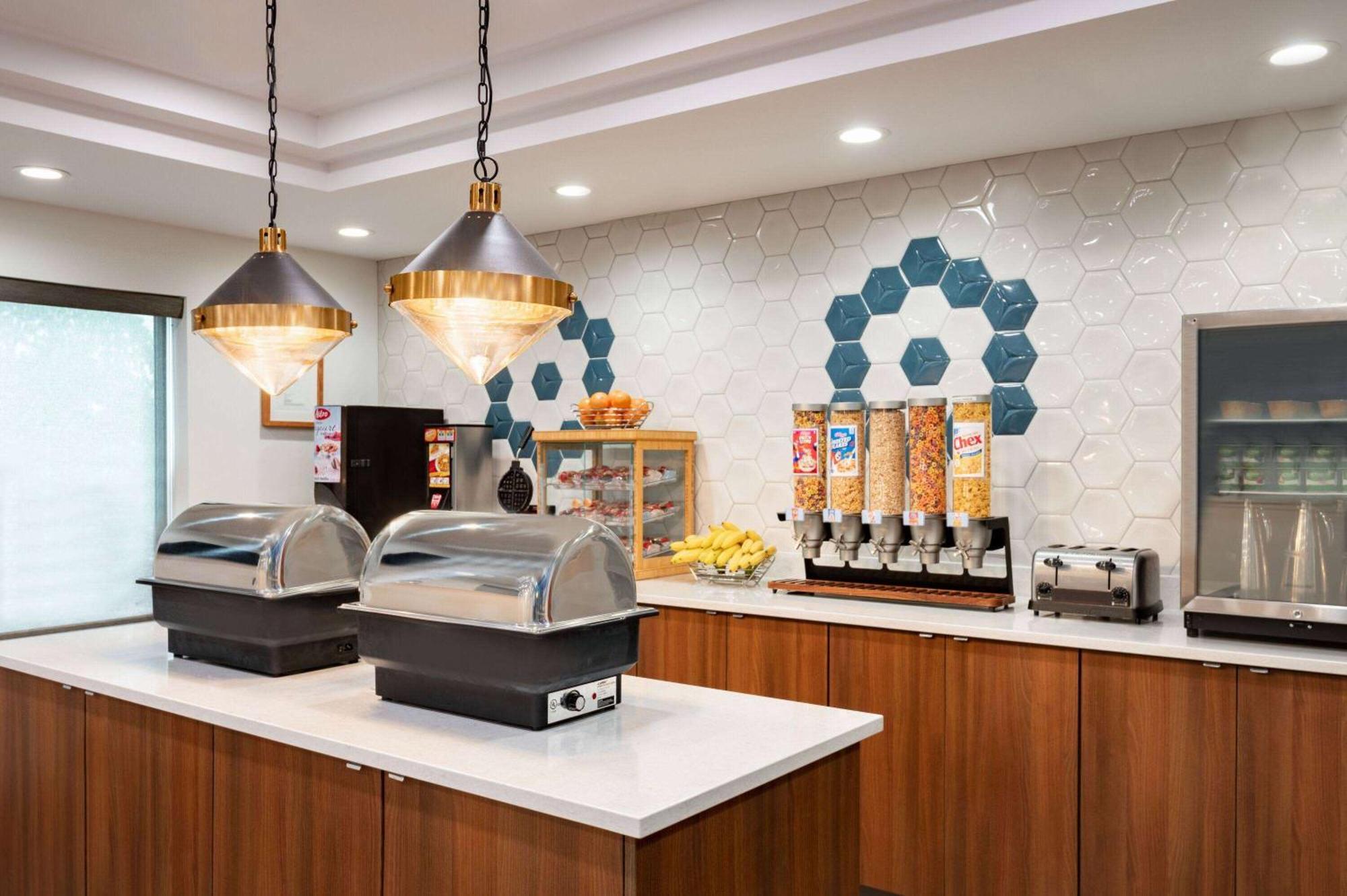 Days Inn & Suites By Wyndham Sherwood Park Edmonton Εξωτερικό φωτογραφία