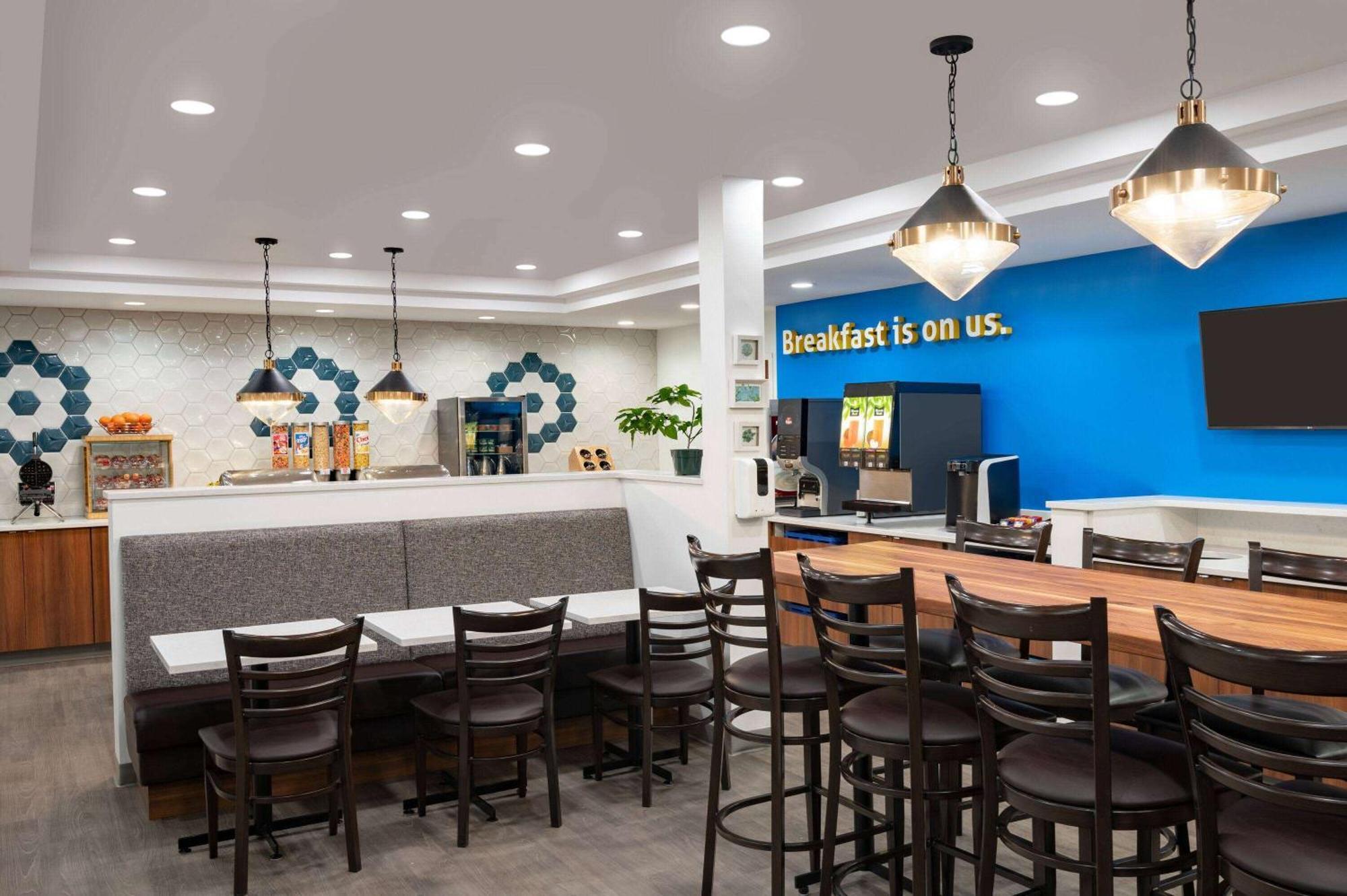 Days Inn & Suites By Wyndham Sherwood Park Edmonton Εξωτερικό φωτογραφία