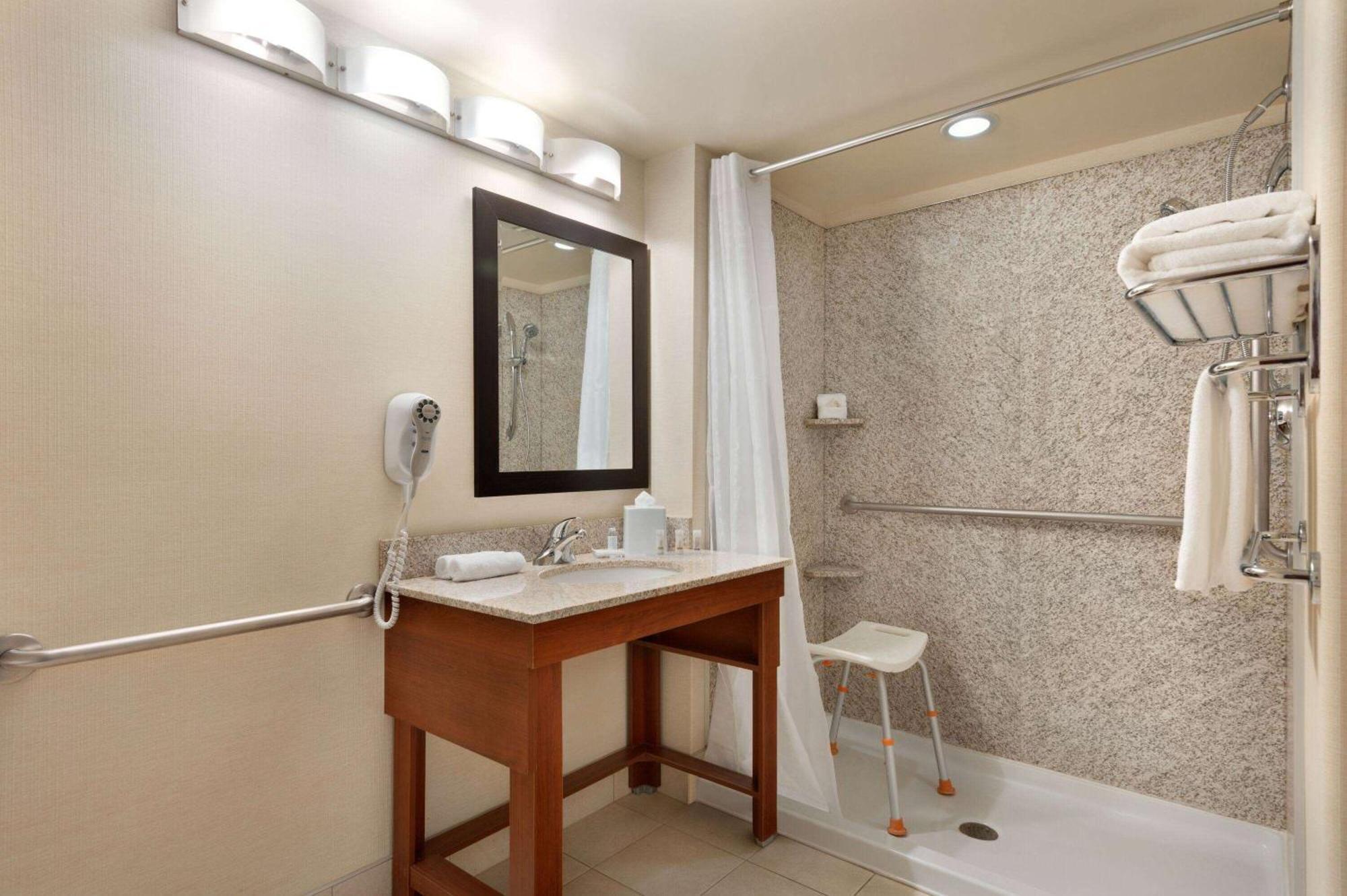 Days Inn & Suites By Wyndham Sherwood Park Edmonton Εξωτερικό φωτογραφία